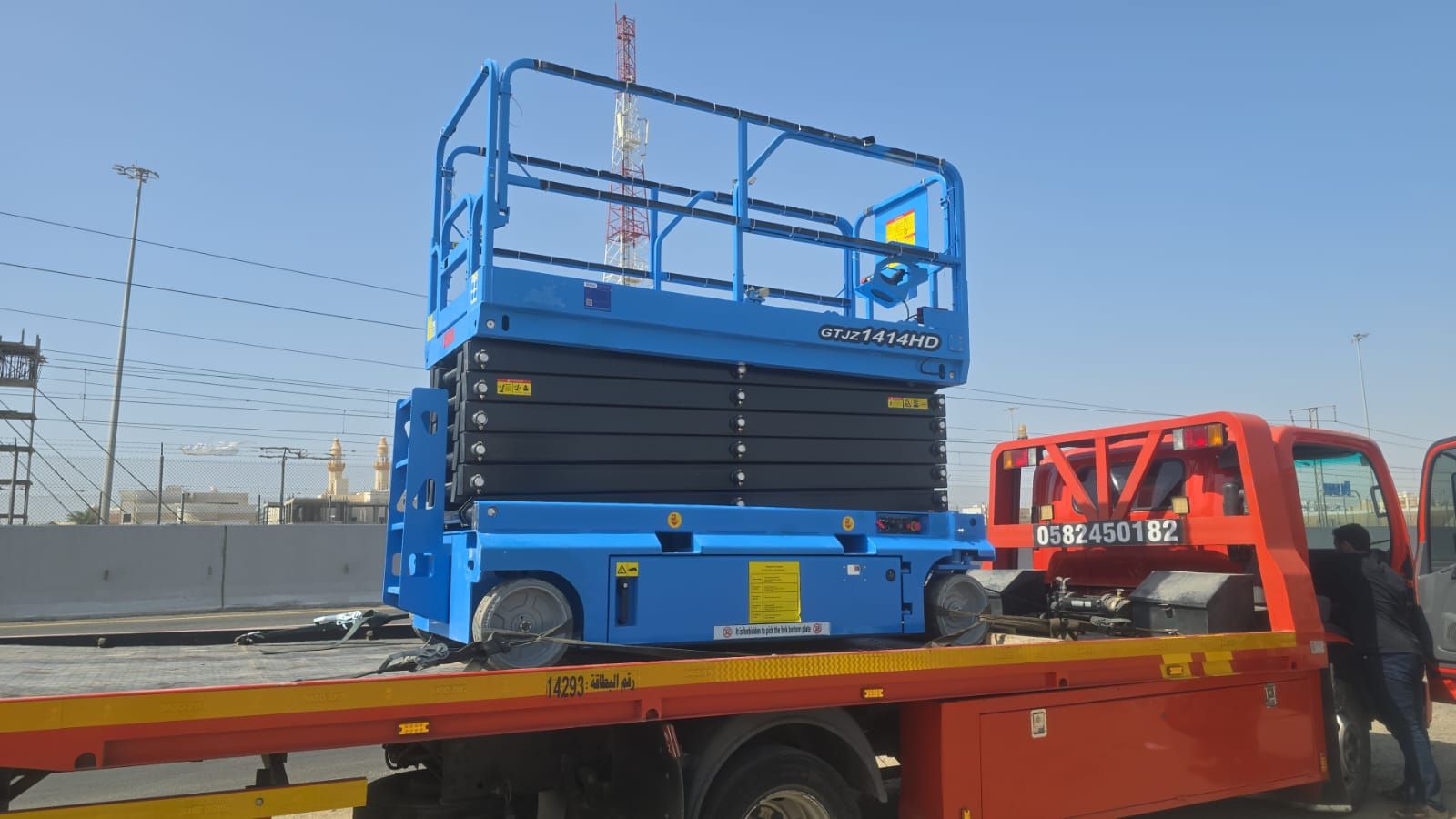 سيزر لفت للايجار في الرياض- 6 – 8 – 10- 12 – 14 –