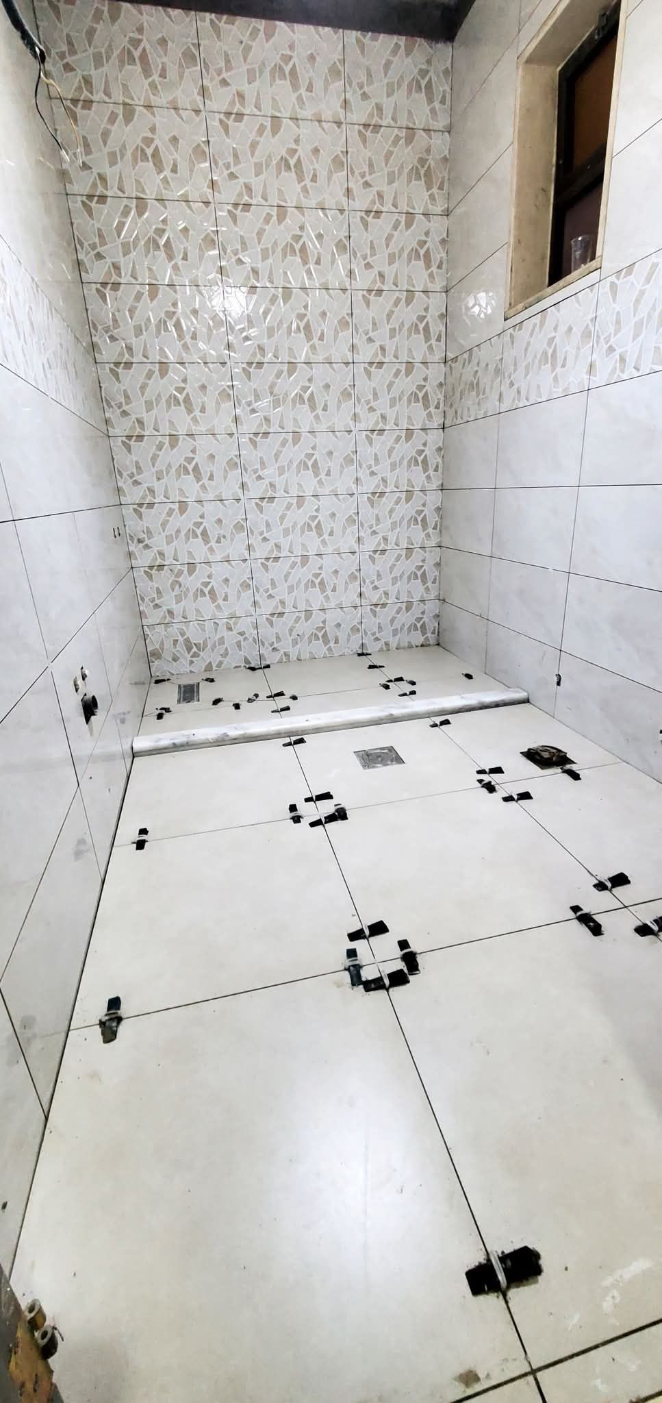 مقاولات بلاط بناي حي الحمرا