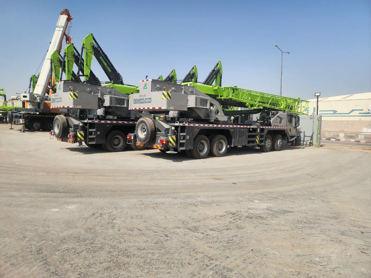 كرينات للإيجار في الدمام الرياض جدة – جميع الاحجام