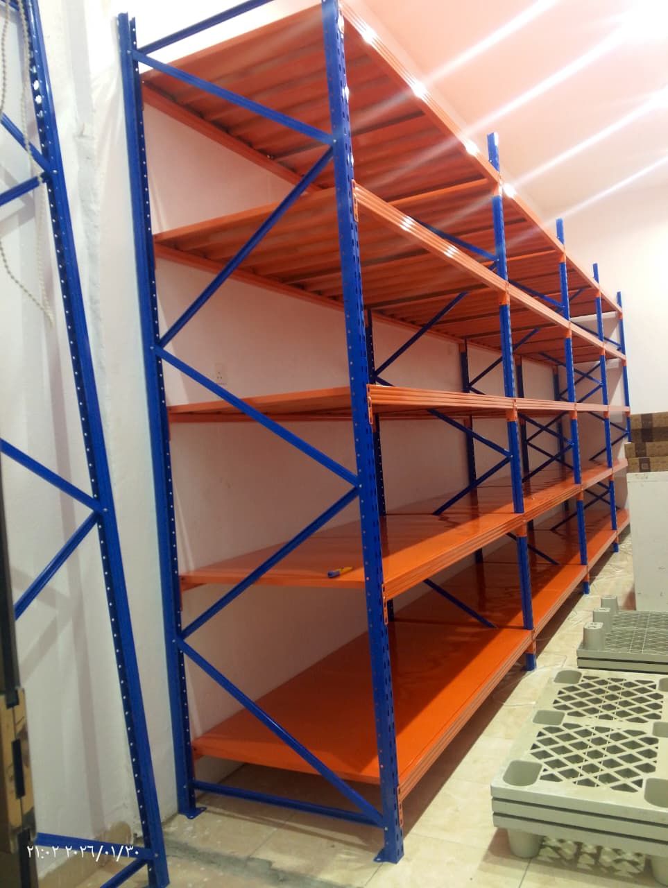 بيع وشراء جميع انواع الرفوف بانواعها