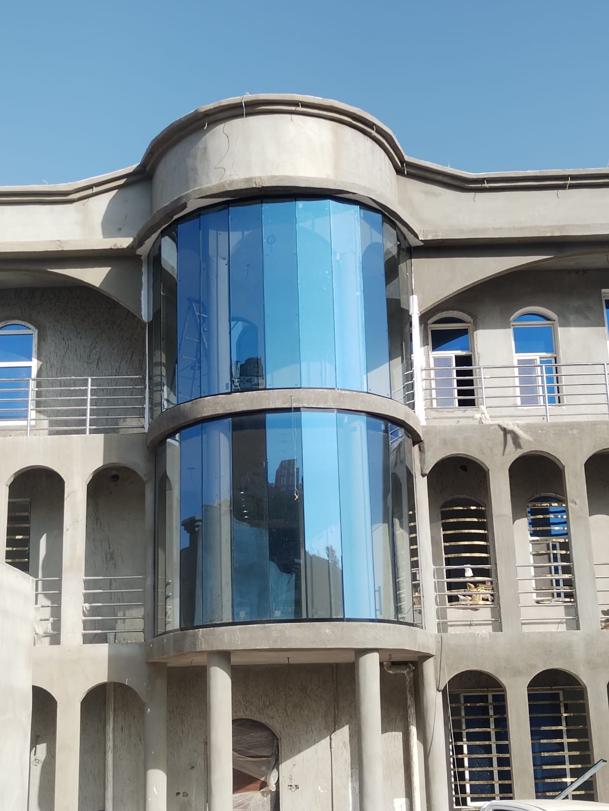 زجاج سكريت جازان