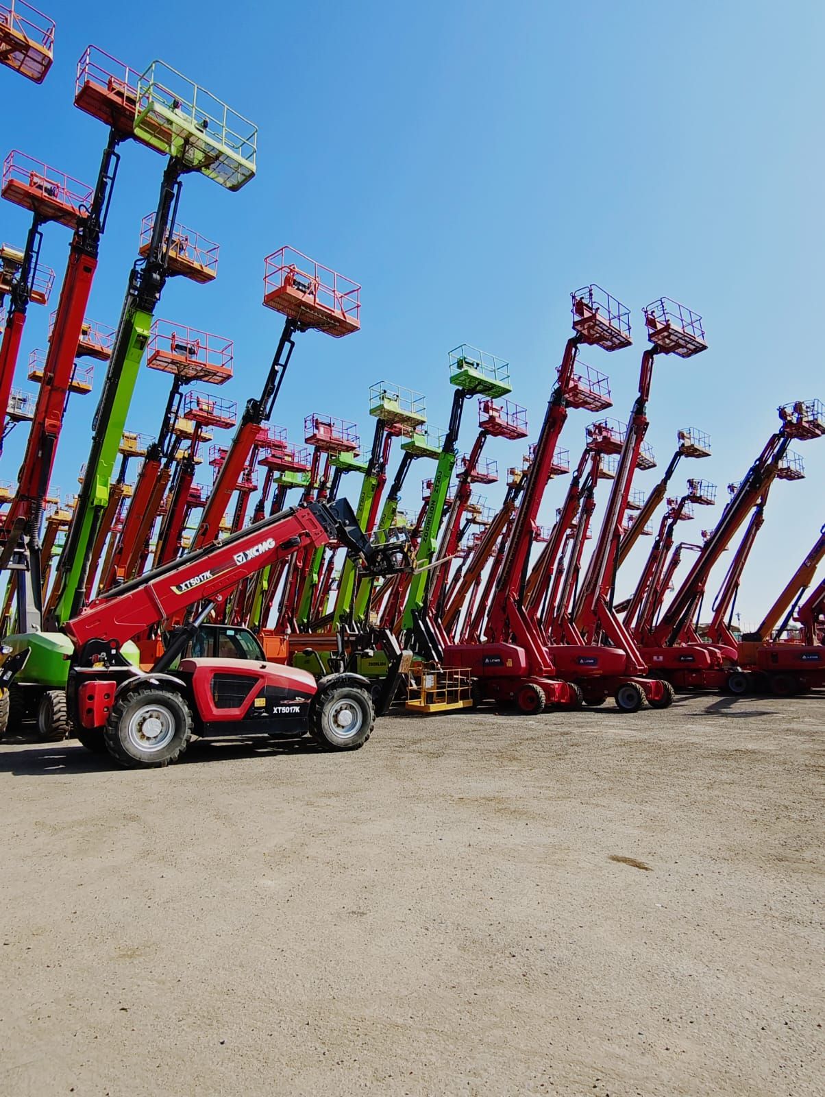 مان لفت وسيزرلفت ورافعات شوكيه وكرينات وتاور لايت