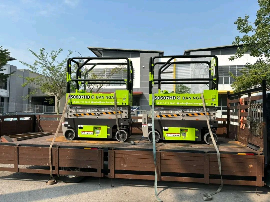 سيزر لفت ومان لفت وكرينات ورافعات شوكية وجي سي بي