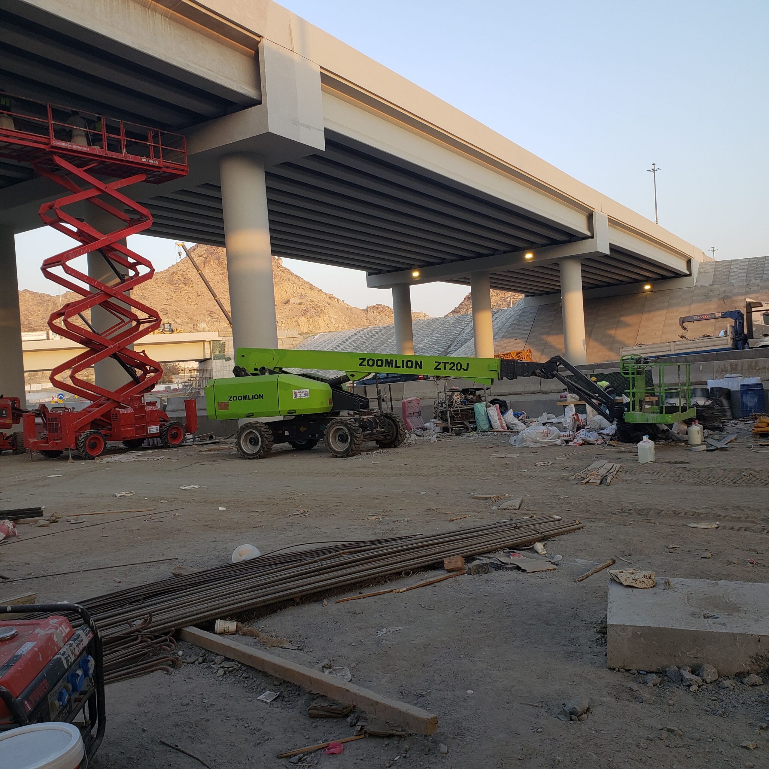 Man Lift Sealift سيزرلفت مان لفت رافعة شوكية موديل