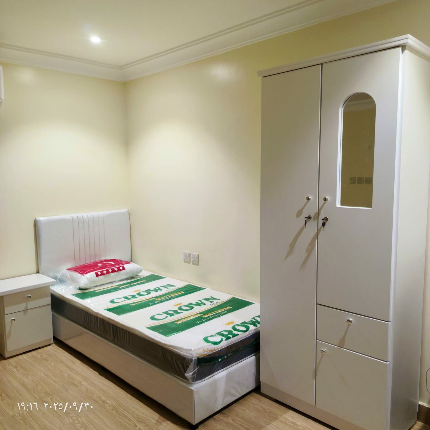 غرف نوم جديد نفر شامله كل شي مع التوصيل والتركيب د