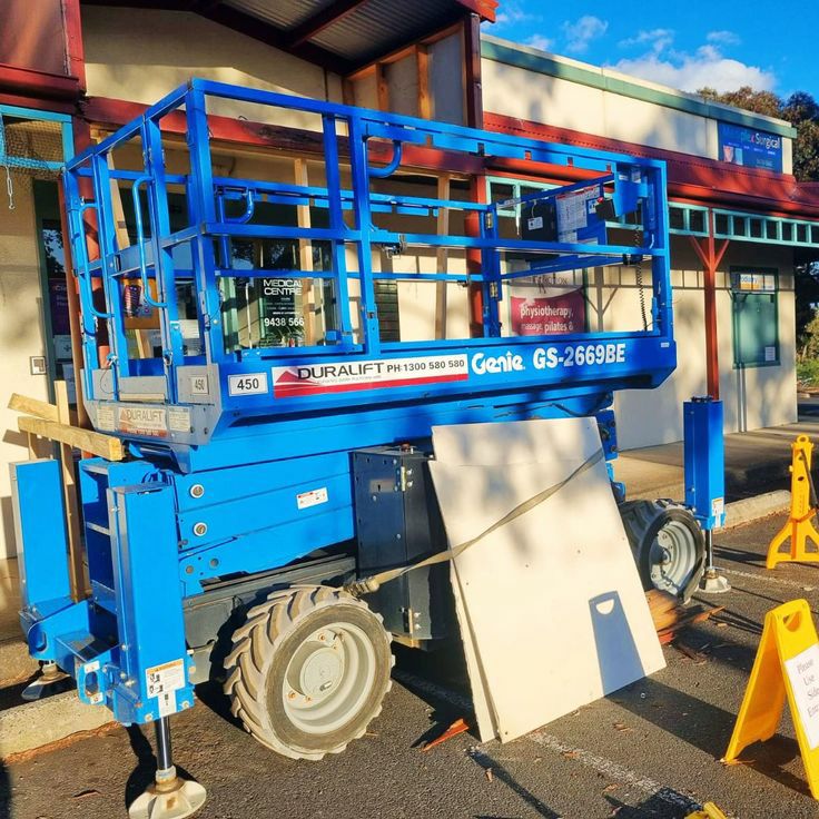 سيزرلفت للايجار 8-16 متر في الدمام والرياض والجبيل