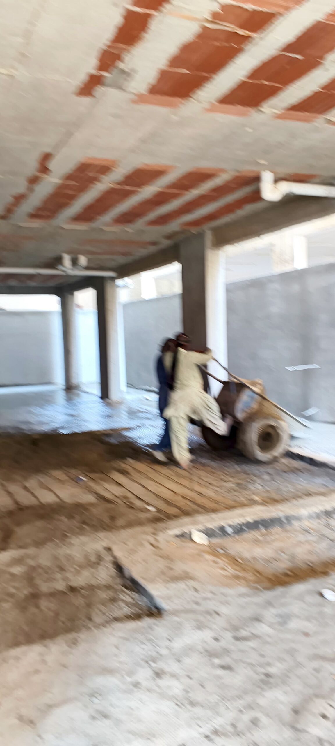 اسمنت خلاط يدوي للايجار يوميا صبا عرزيا عمارا عرزي