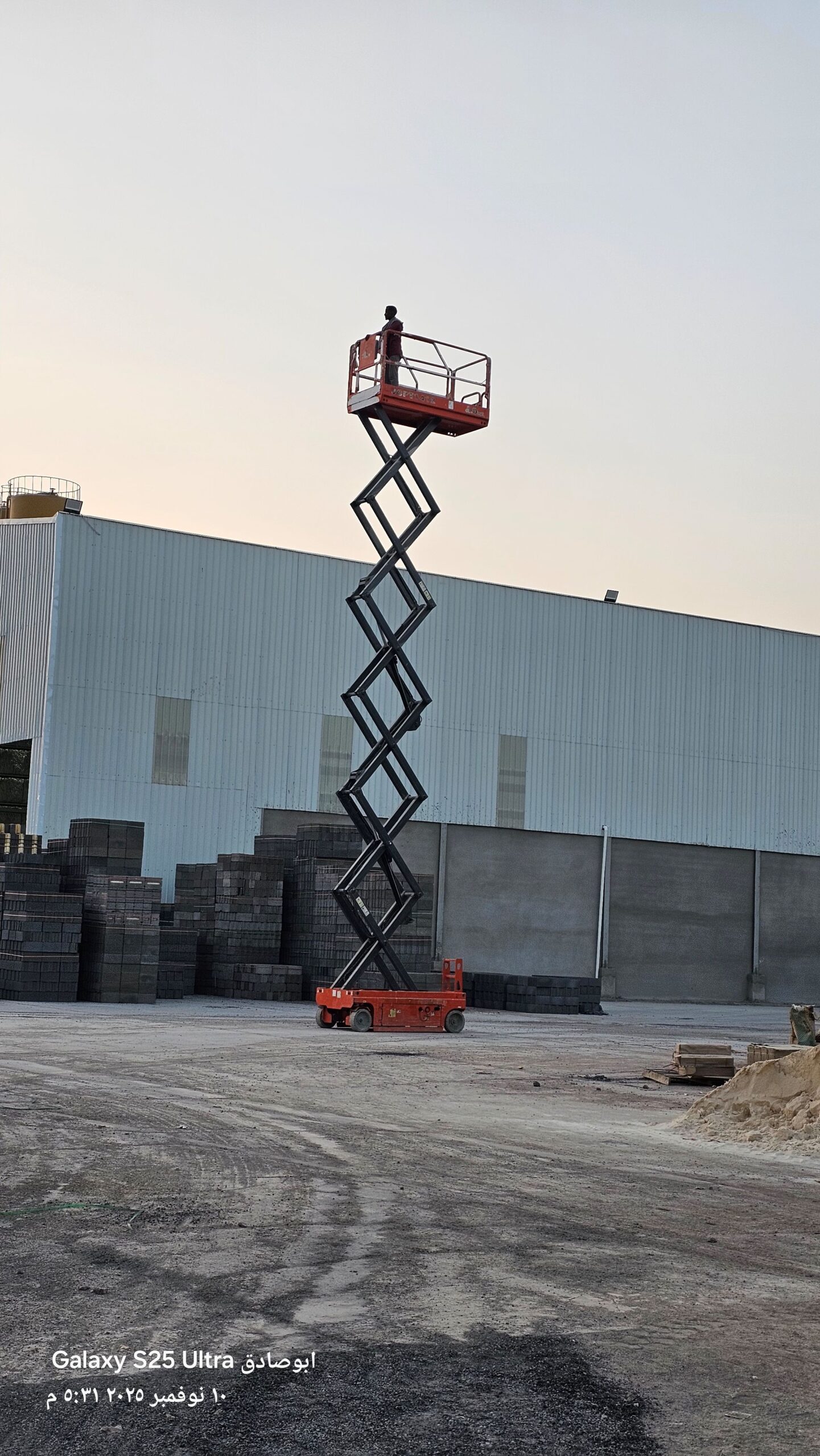 سيزرلفت ومانلفت للايجار شهري سنوي أسبوعي يومي