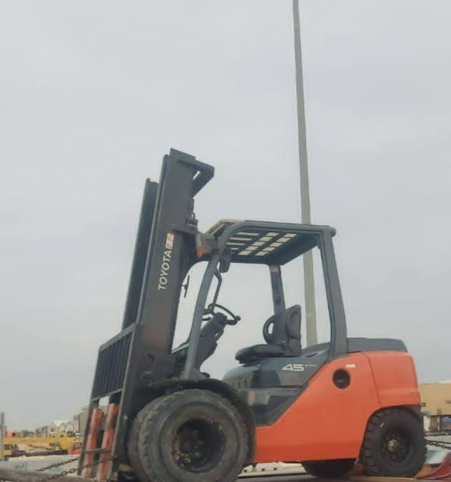 رافعات شوكية للإيجار في الدمام والرياض و جدة جميع