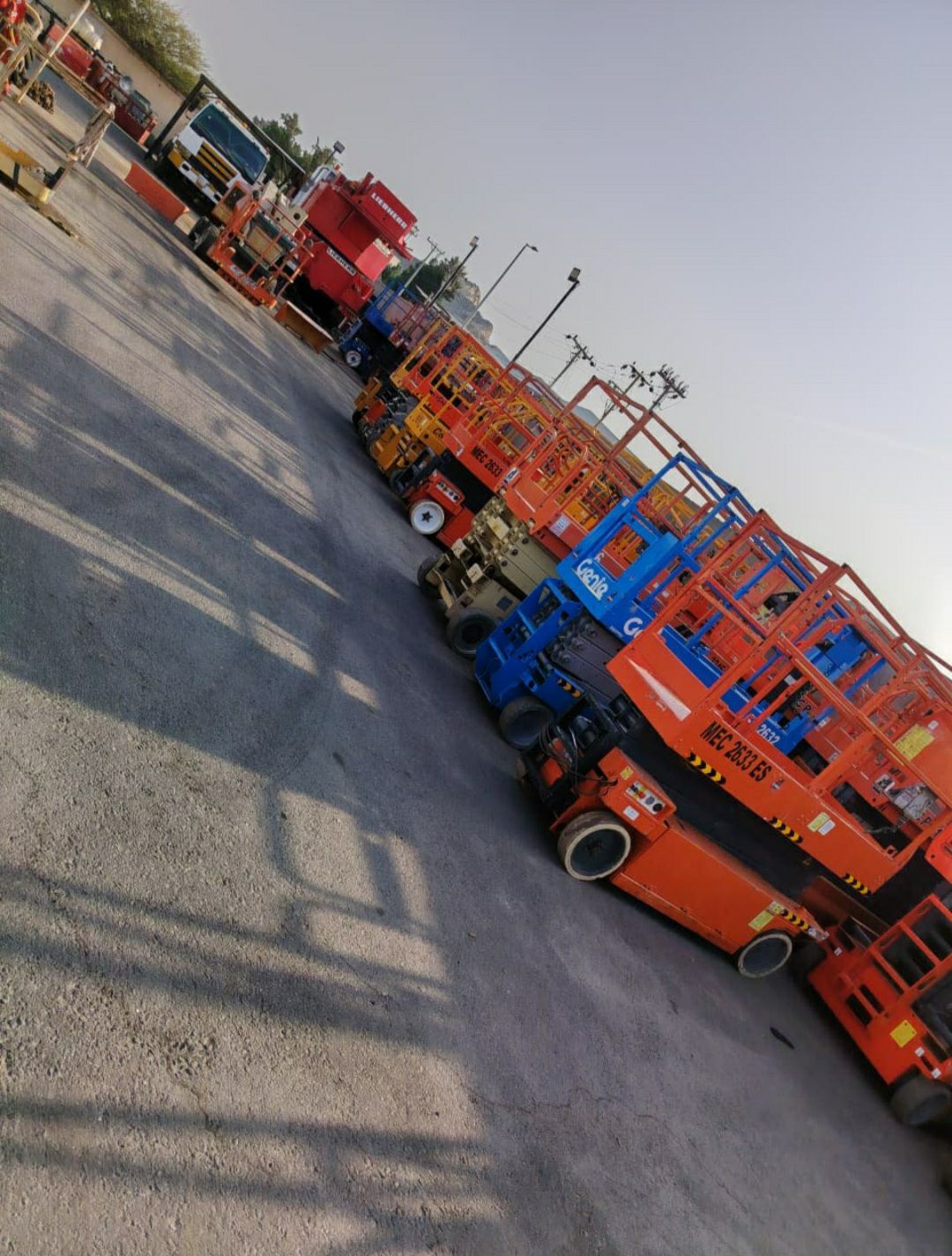 Man Lift Sealift سيزرلفت مان لفت رافعة شوكية موديل