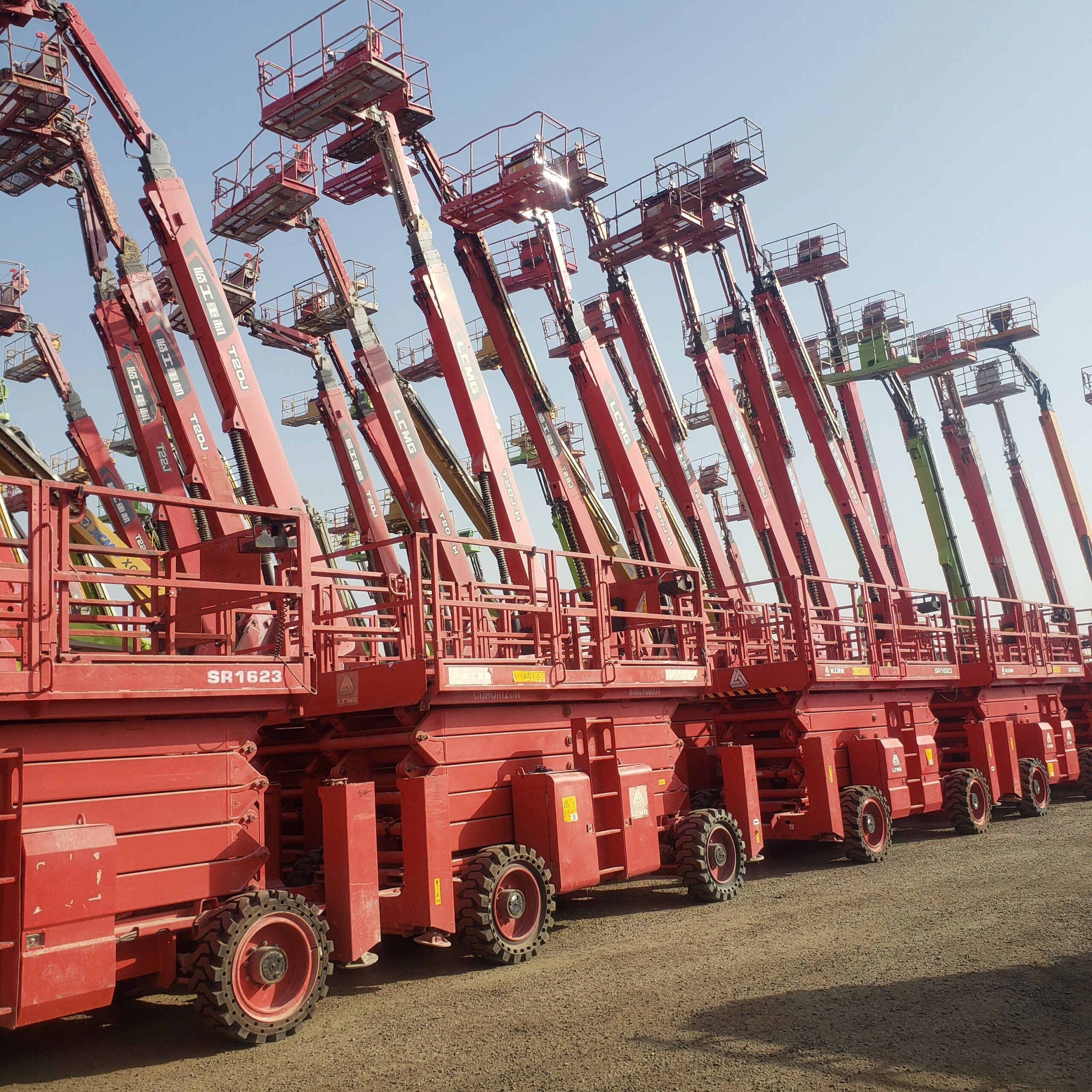 سيزرلفت مان لفت ببكات رافعة شوكية كرينات جي سي بي