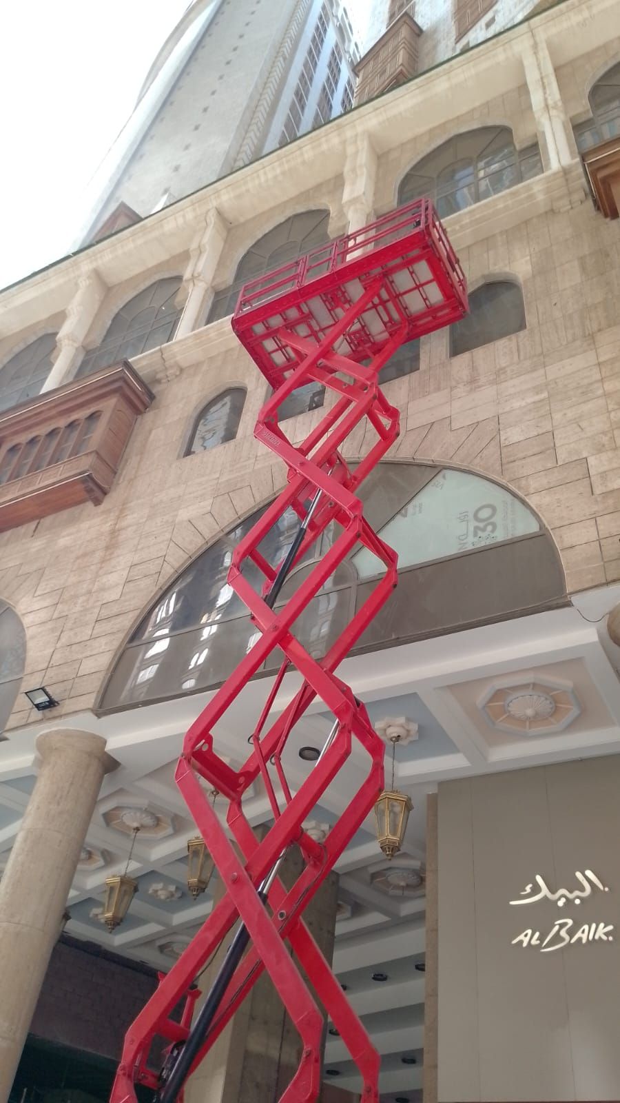 سيزر لفت ومان لفت ورافعات شوكيه وكرينات وتاور لايت