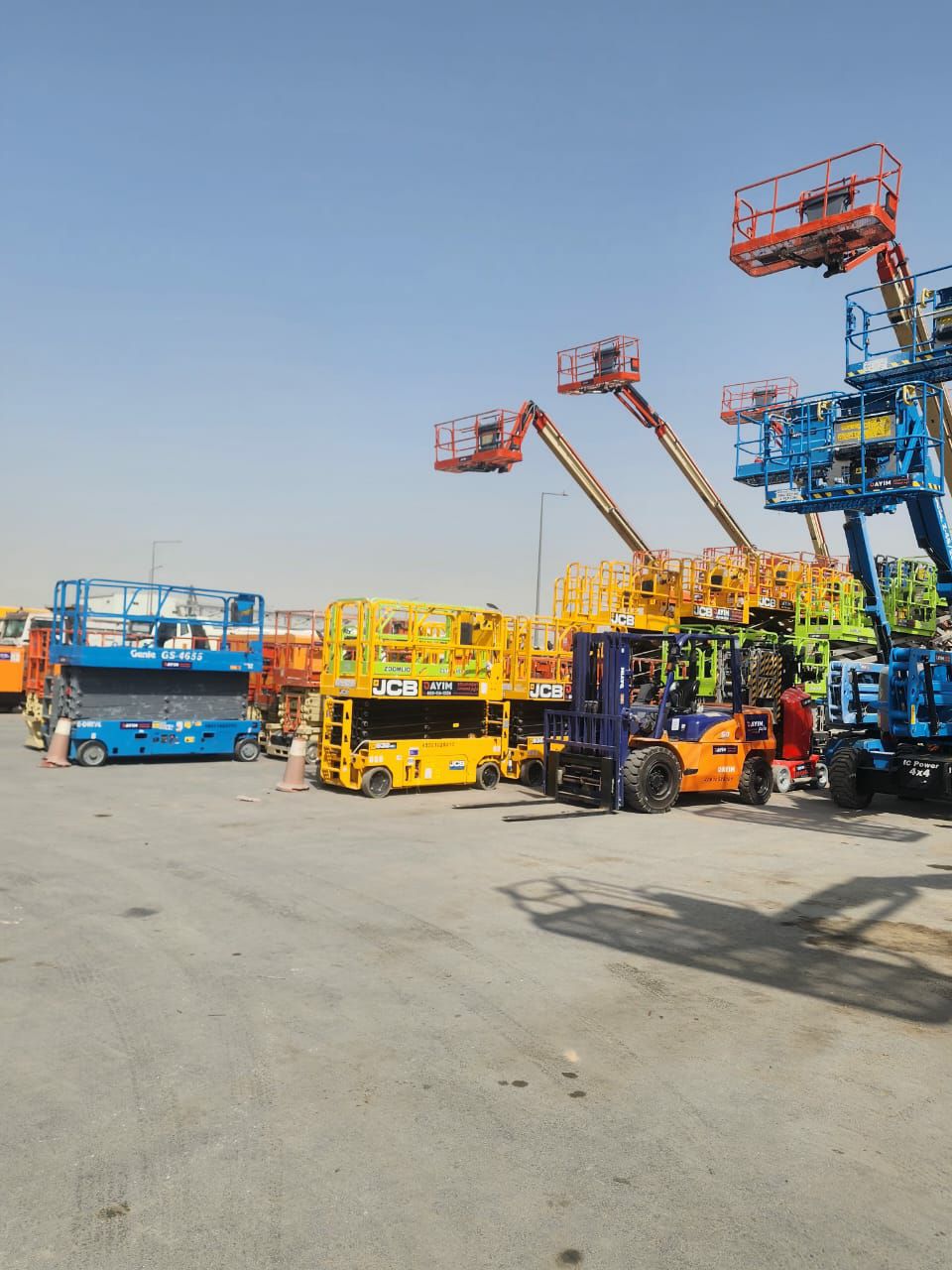 مان لفت للإيجار من 6متر وحتى 53متر في الدمام جدة