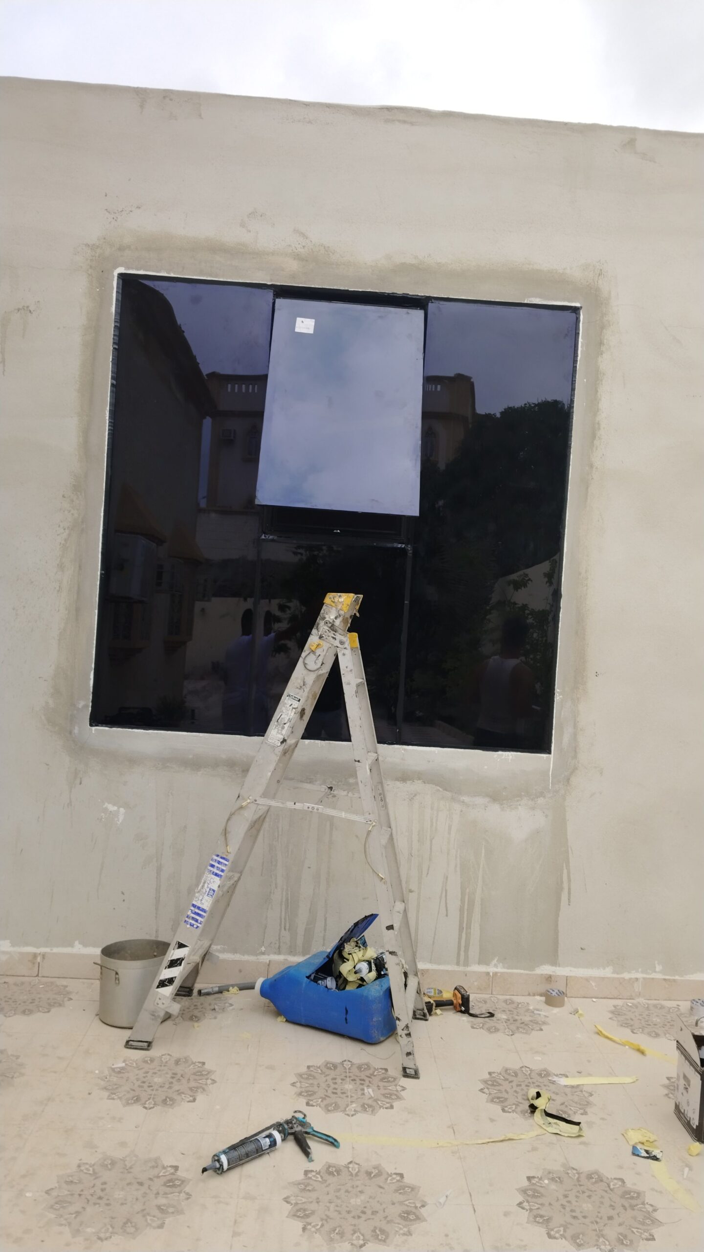 زجاج سكريت جازان