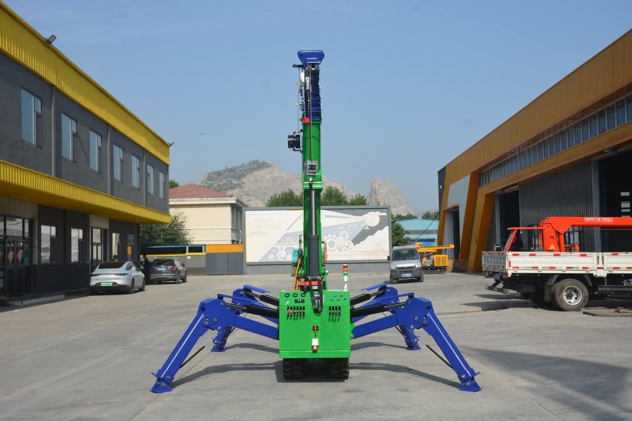 سيزرلفت ومان لفت ورافعات شوكيه وجي سي بي وبوم تراك