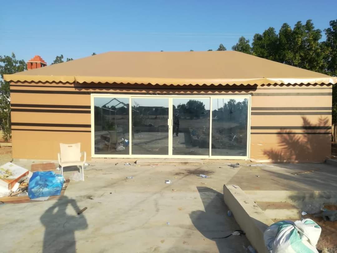 مظلات وسواتر وتفصيل غراف سندويش بلن