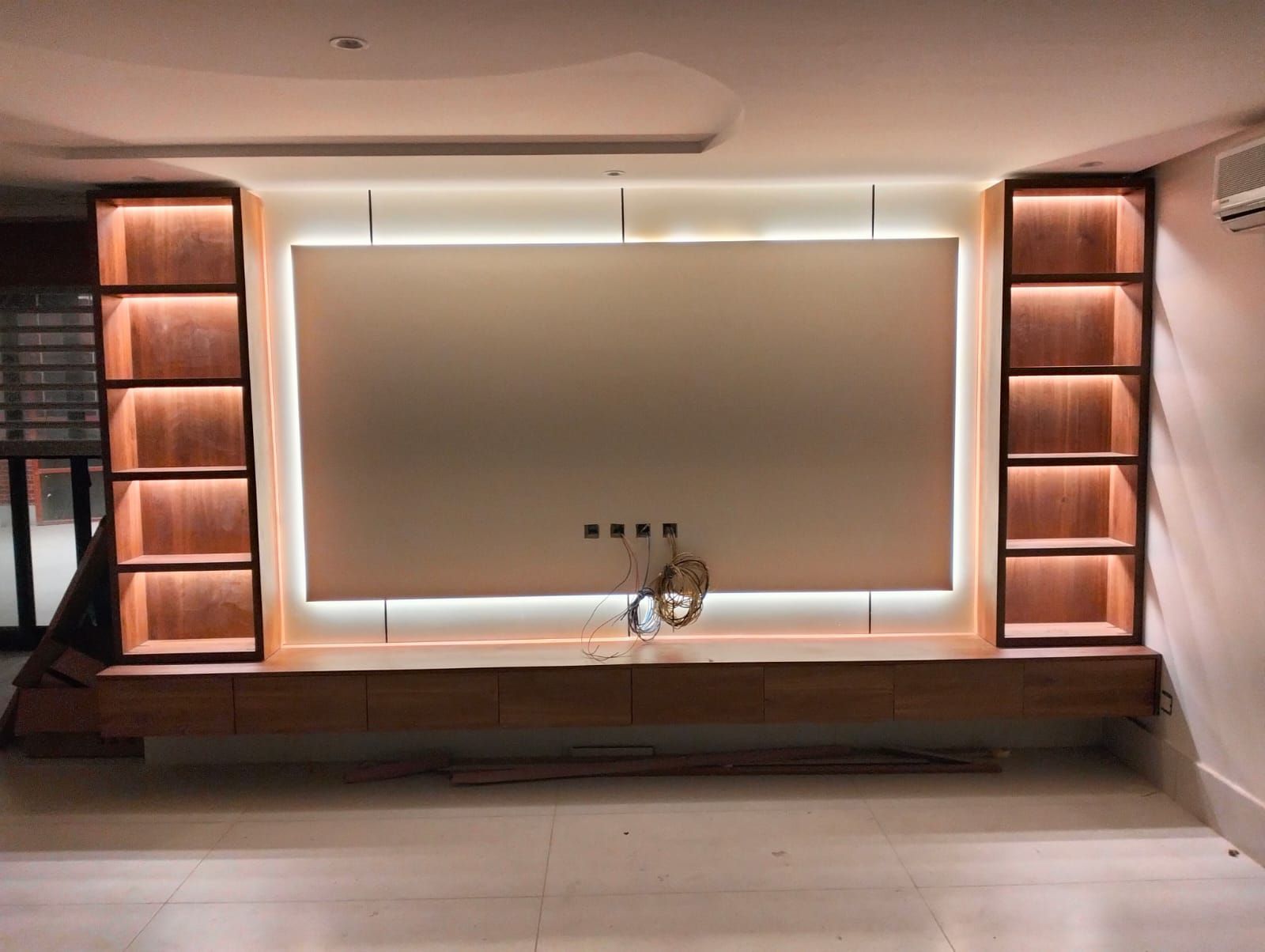 تفصيل مكتبه شاشه جديده 0510102274