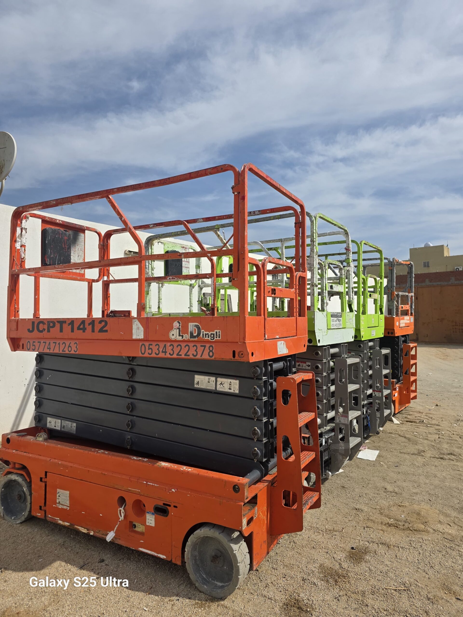 سيزرلفت 16متر للايجار في جده مكه المكرمة رافعة مقص