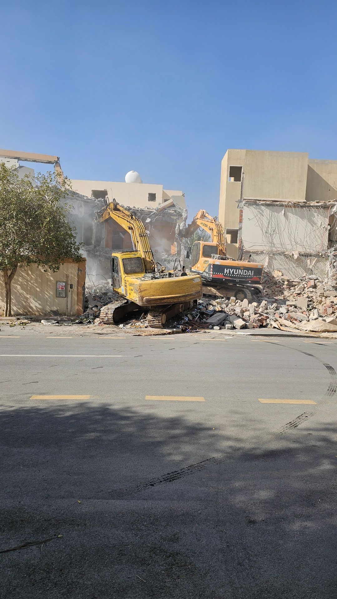 مقاول هدم مباني الرياض جده الطائف تبوك أنحاء الممل