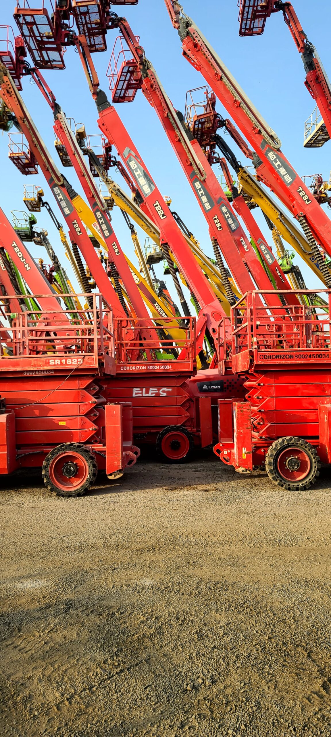 سيزر لفت ومان لفت وكرينات ورافعات شوكية وتيلهندلر