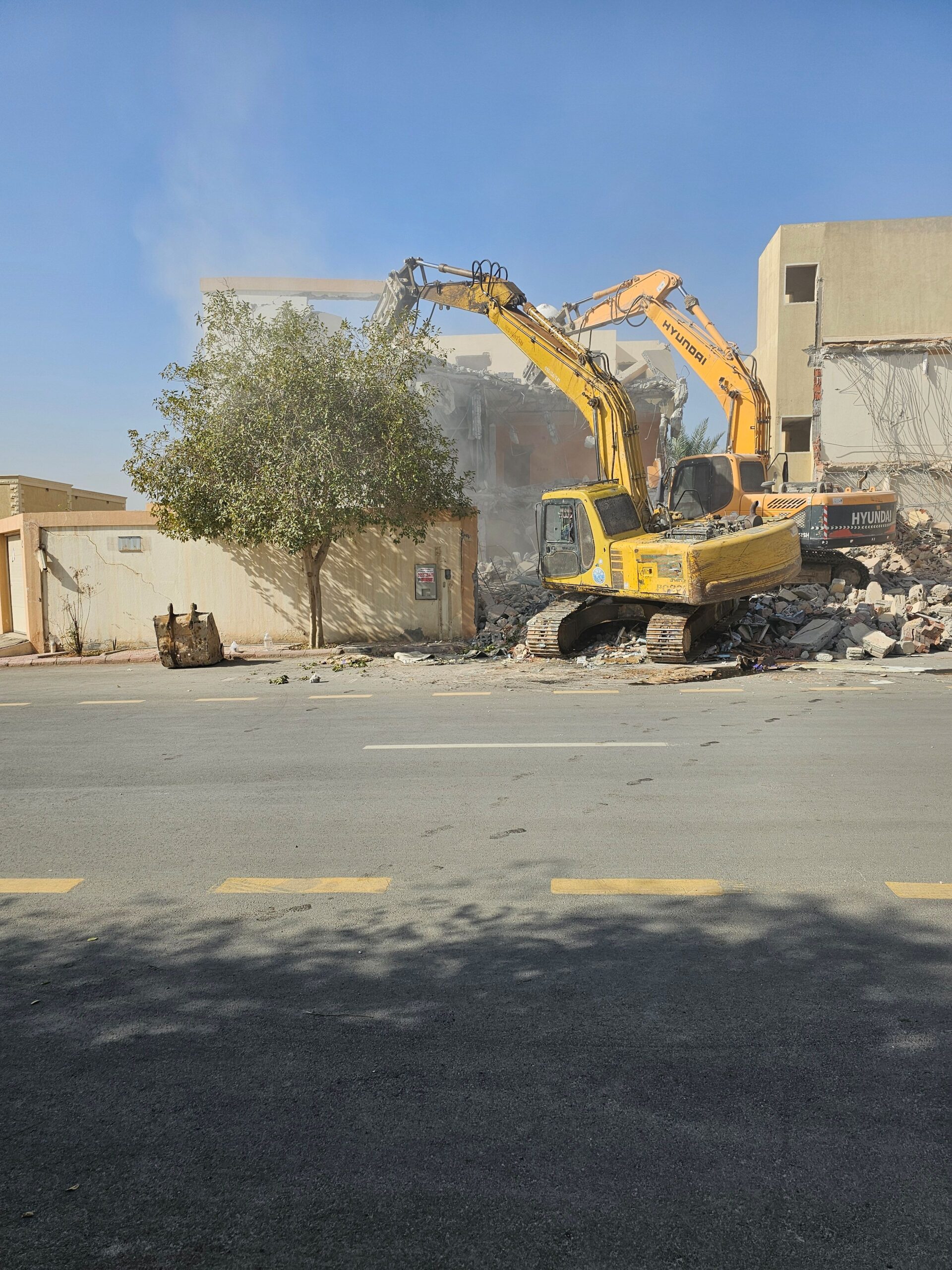 مقاول هدم مباني الرياض جده الطائف تبوك أنحاء الممل