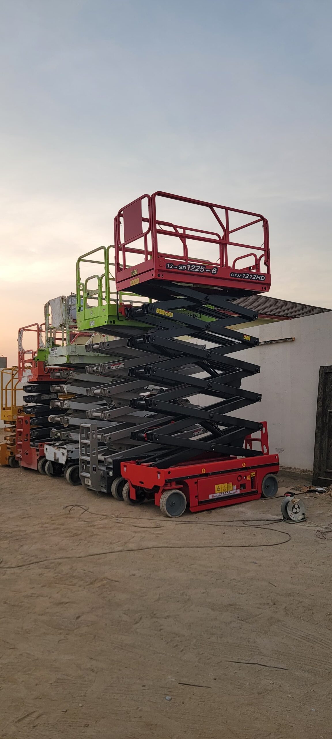 سيزرلفت 10متر للايجار في مكه المكرمة جده سيزرلفت 1