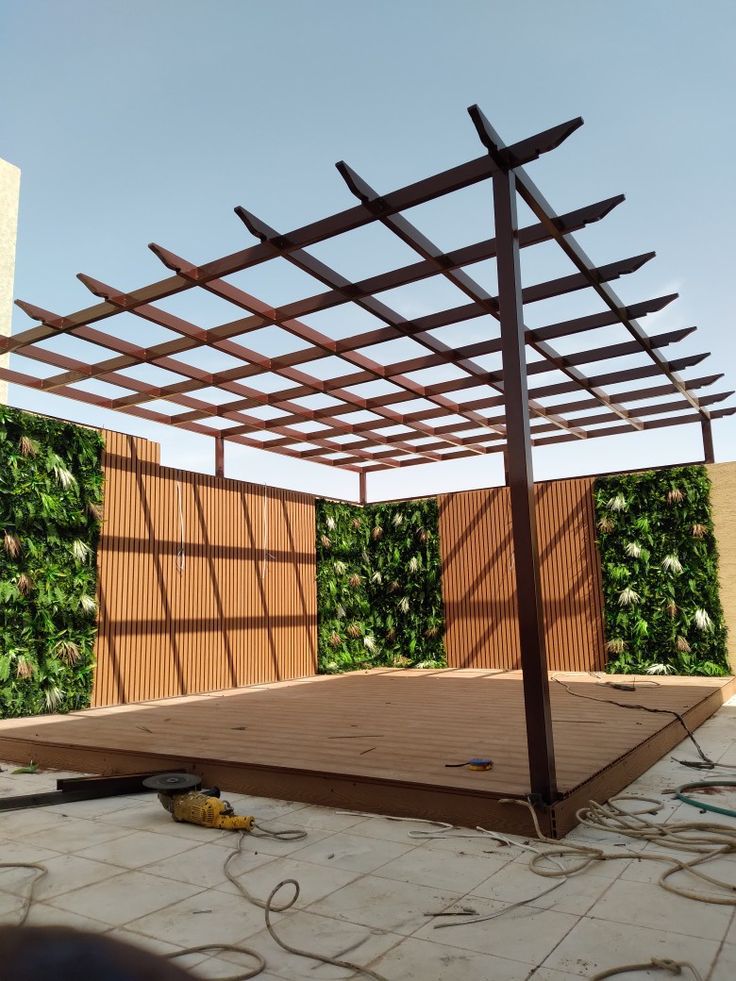 مظلات سواتر برجولات لكزان