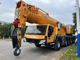 🏗️ تأجير كرين برجي (تاور كرين) للمباني العالية في