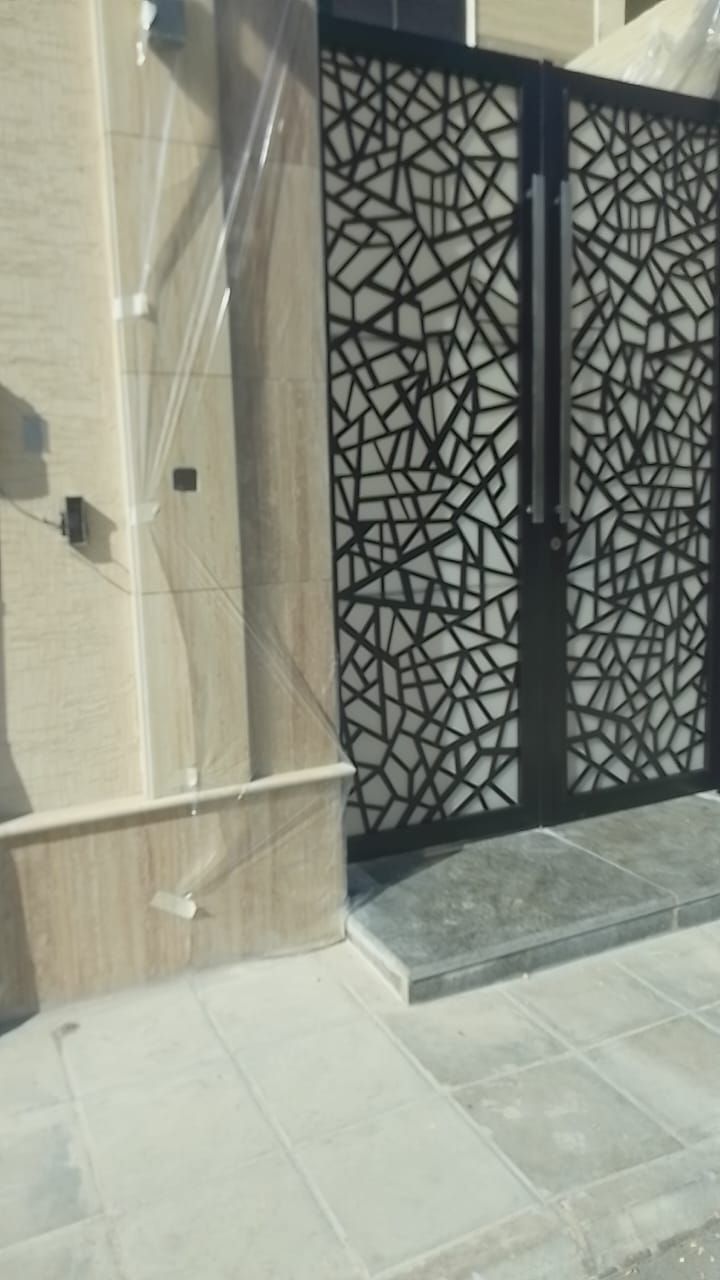 جميع انواع الحدادة والمظلات وسواتر والبرجولات جميع