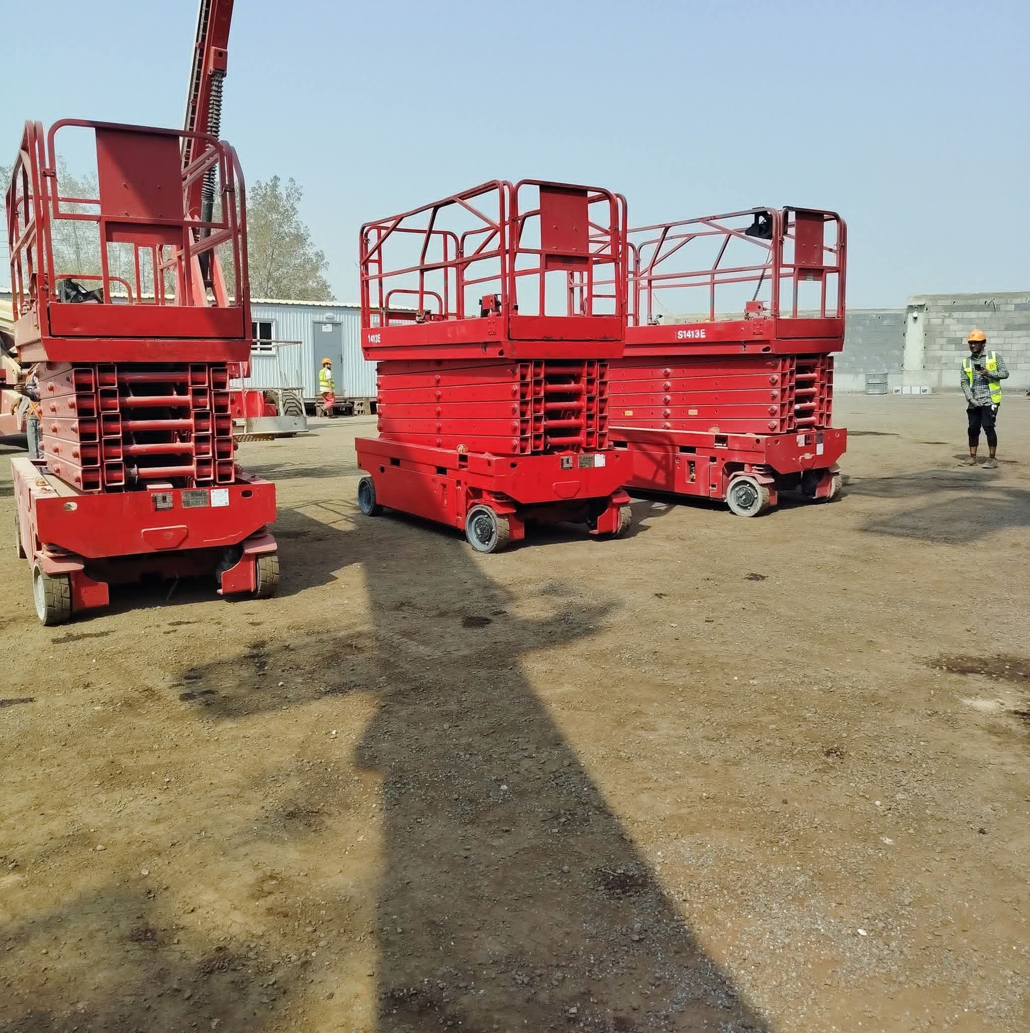 سيزر لفت للإيجار في الدمام والرياض و جدة كل الارتف