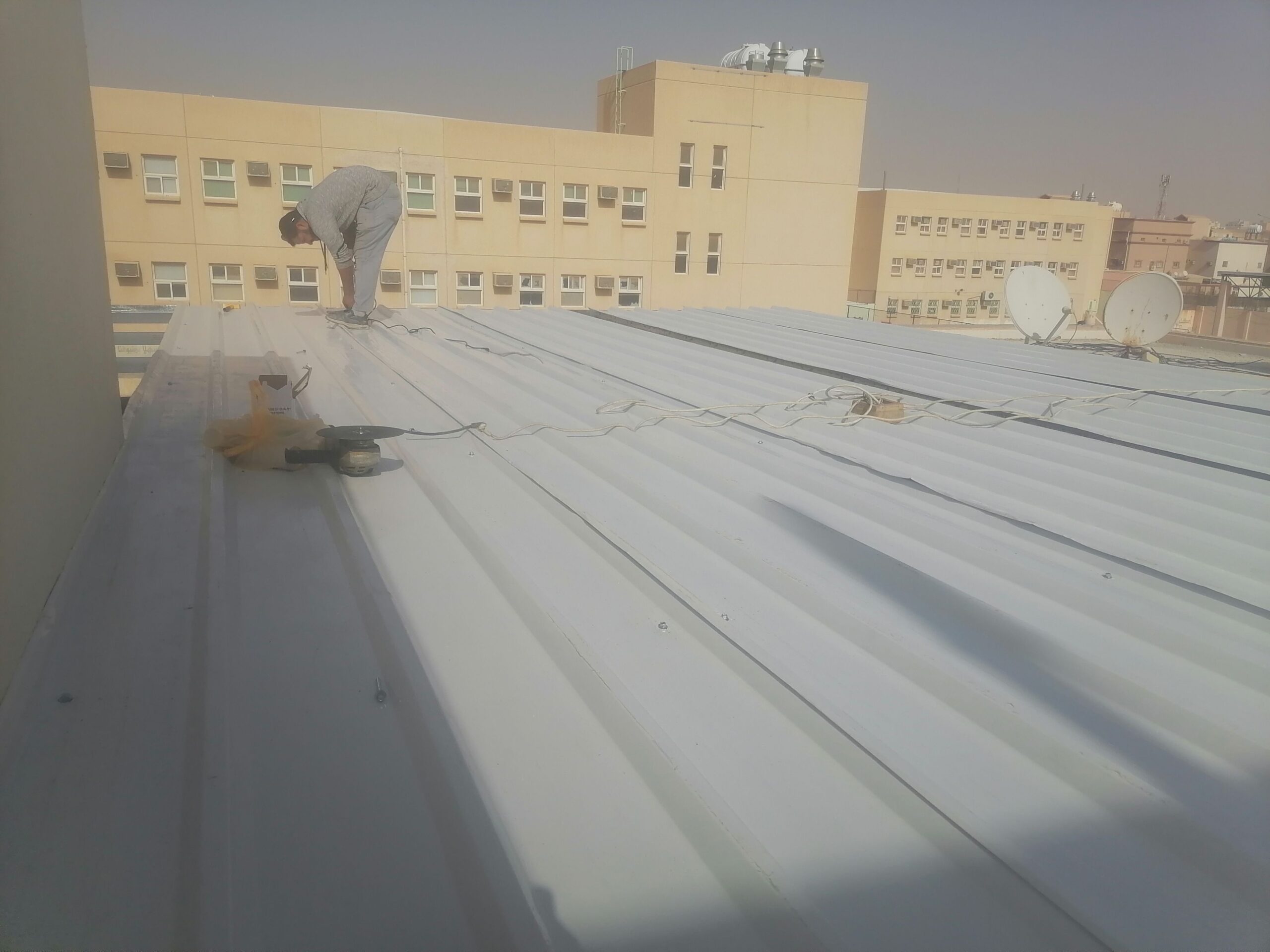 تركيب ساندوش بانل بناء مجلس ساندوش بانل