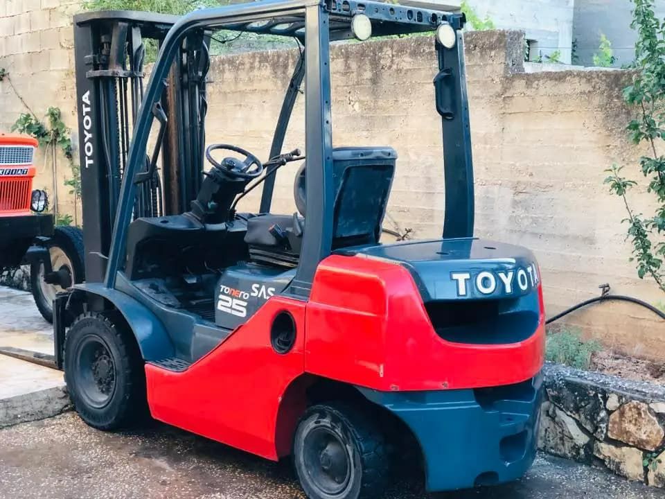 Forklifts rental in Jeddah, Dammam, Riyadh