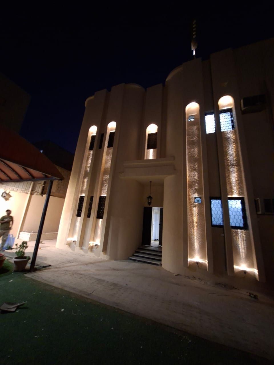 كهربائي سباك الملقا الصحافه