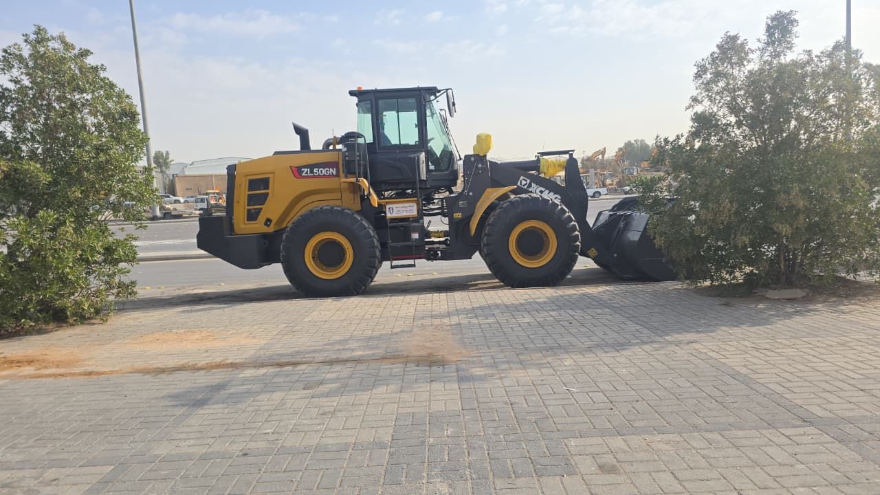 ابو فارس لتأجير جميع المعدات الثقيله لايجار في الر