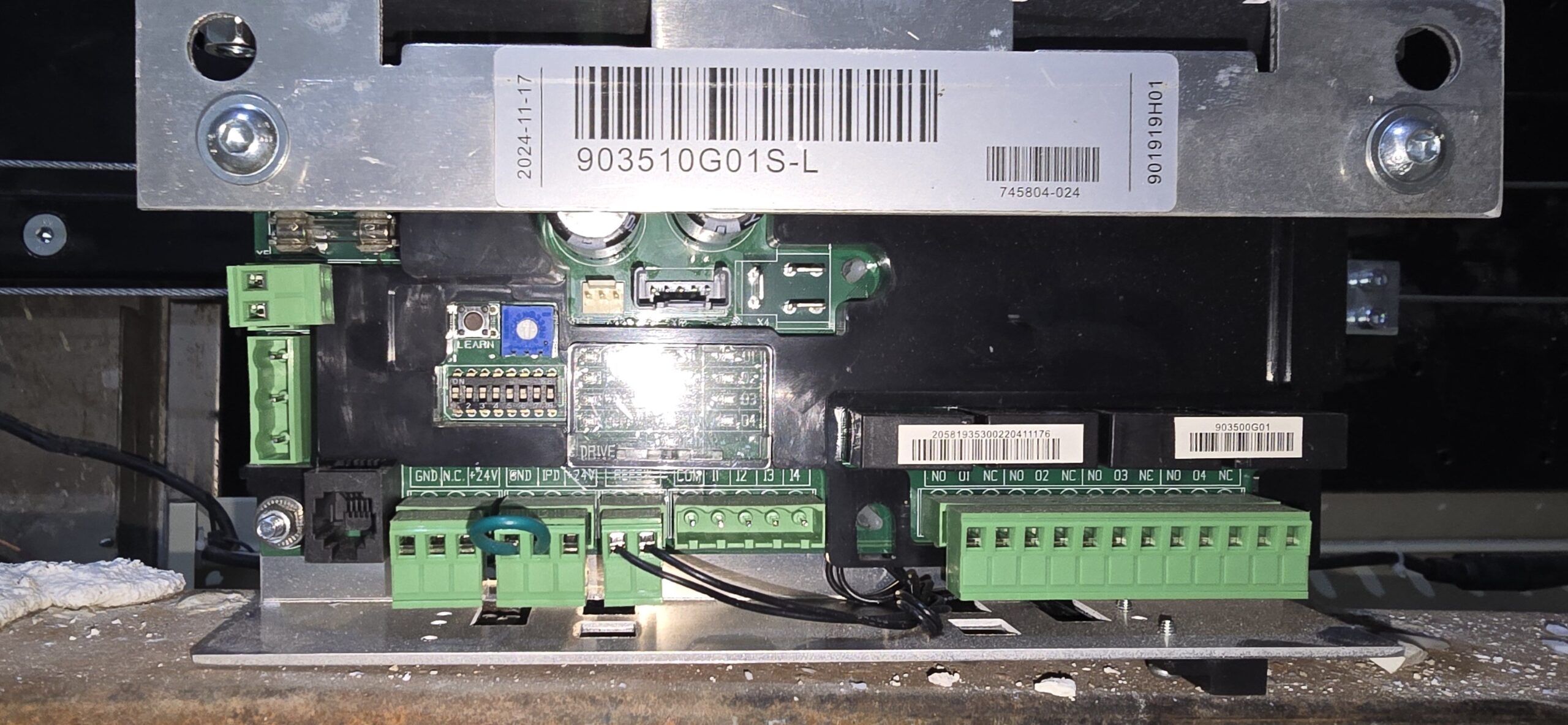 تحديث مصاعد ، صيانة مصاعد .قطع غيار