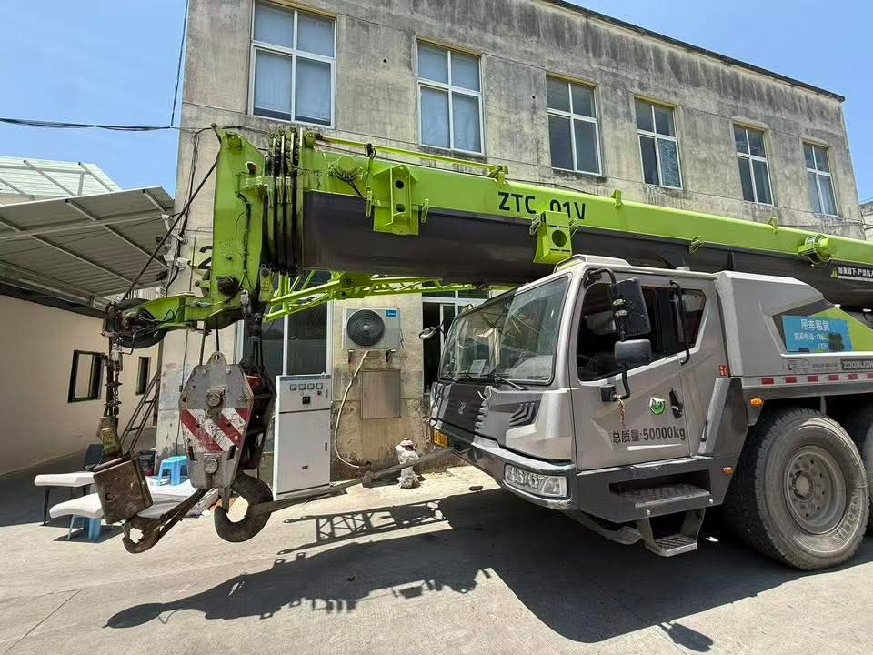 تأجير ( كرينات ) كرين للإيجار في مكة جدة | المدينة