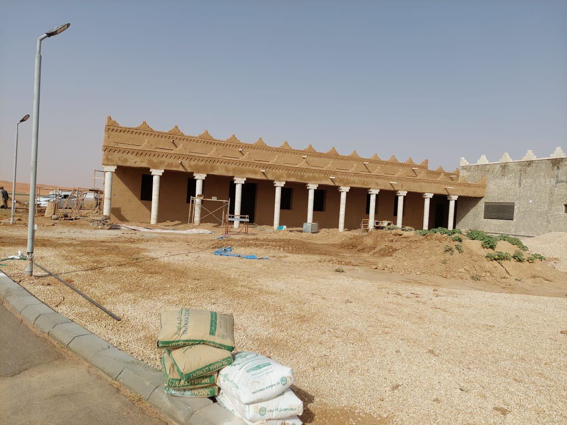 مقالات تراث بنا با الطين وتليوسات وسقف جريد وثل