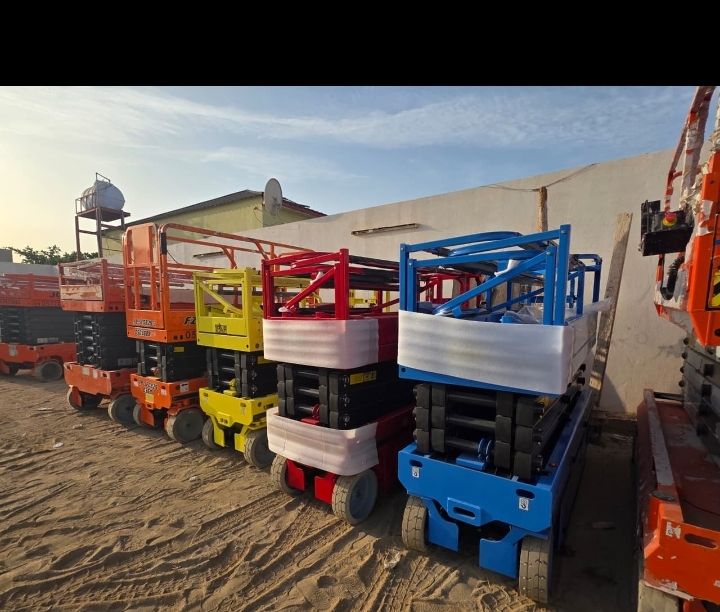 سيزر لفت للايجار مان لفت للايجار جميع المقاسات طول