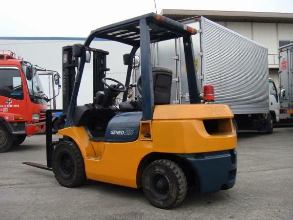 رافعات شوكية مان لفت كرينات للإيجار في الدمام