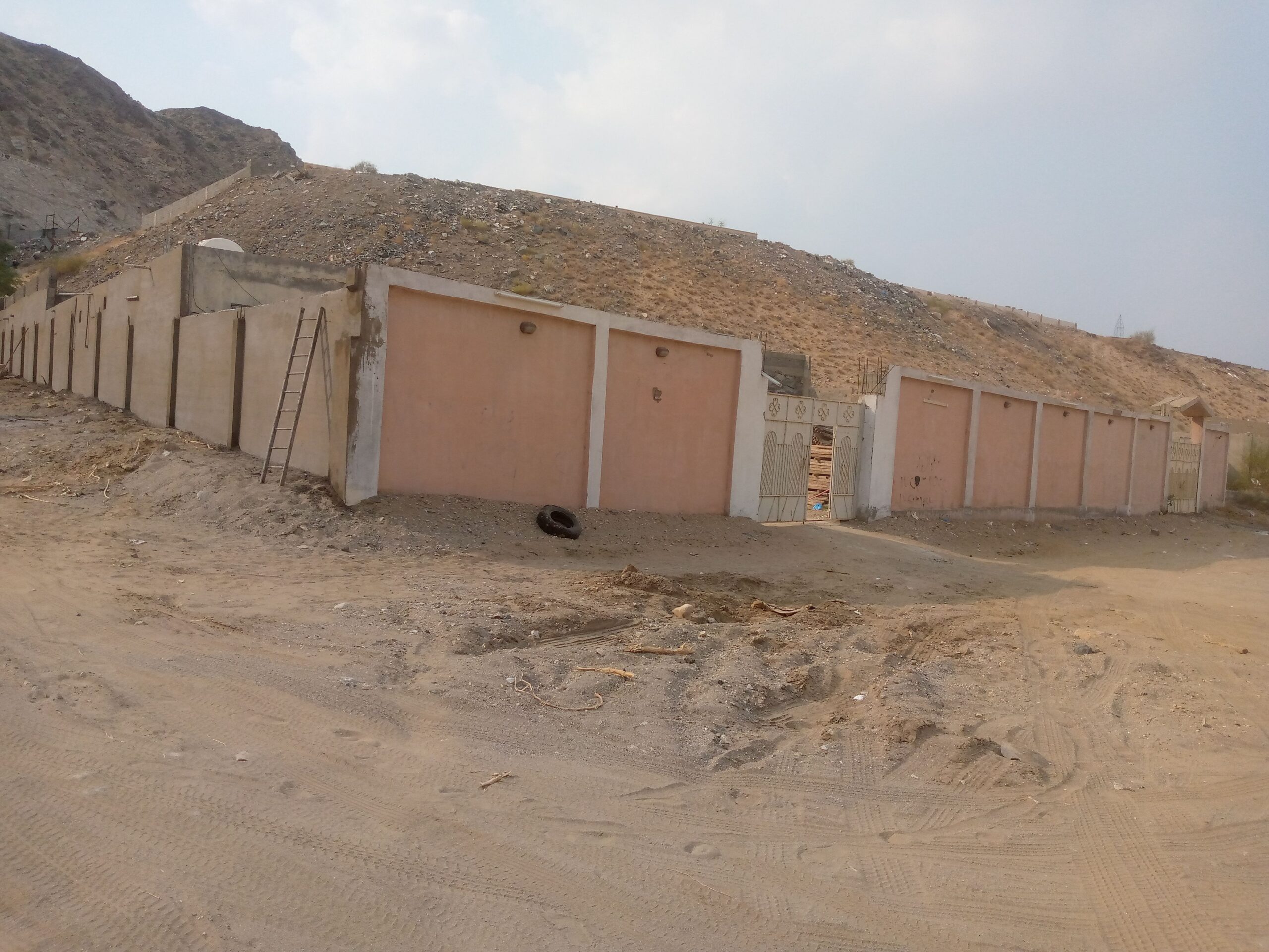 ابو عبده مليس فني اتصل. نصل ولك ما يبيض وجهك 05756