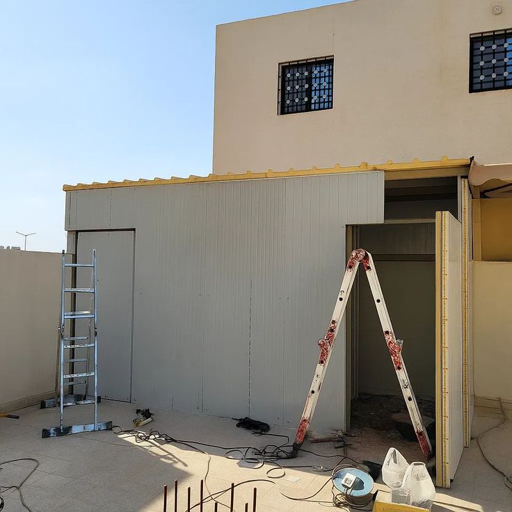 تركيب سندويش بنل بانل غرف ملاحق