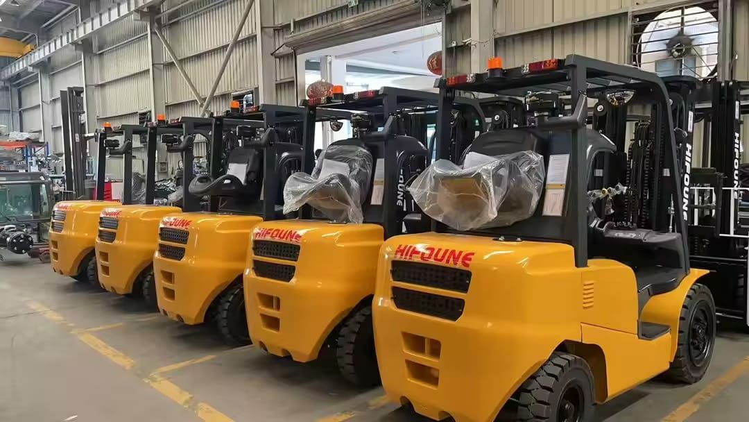 رافعات شوكية للإيجار في الدمام الرياض جدة