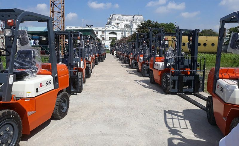 فوركلفت للإيجار في جدة – رافعات شوكية للإيجار جدة