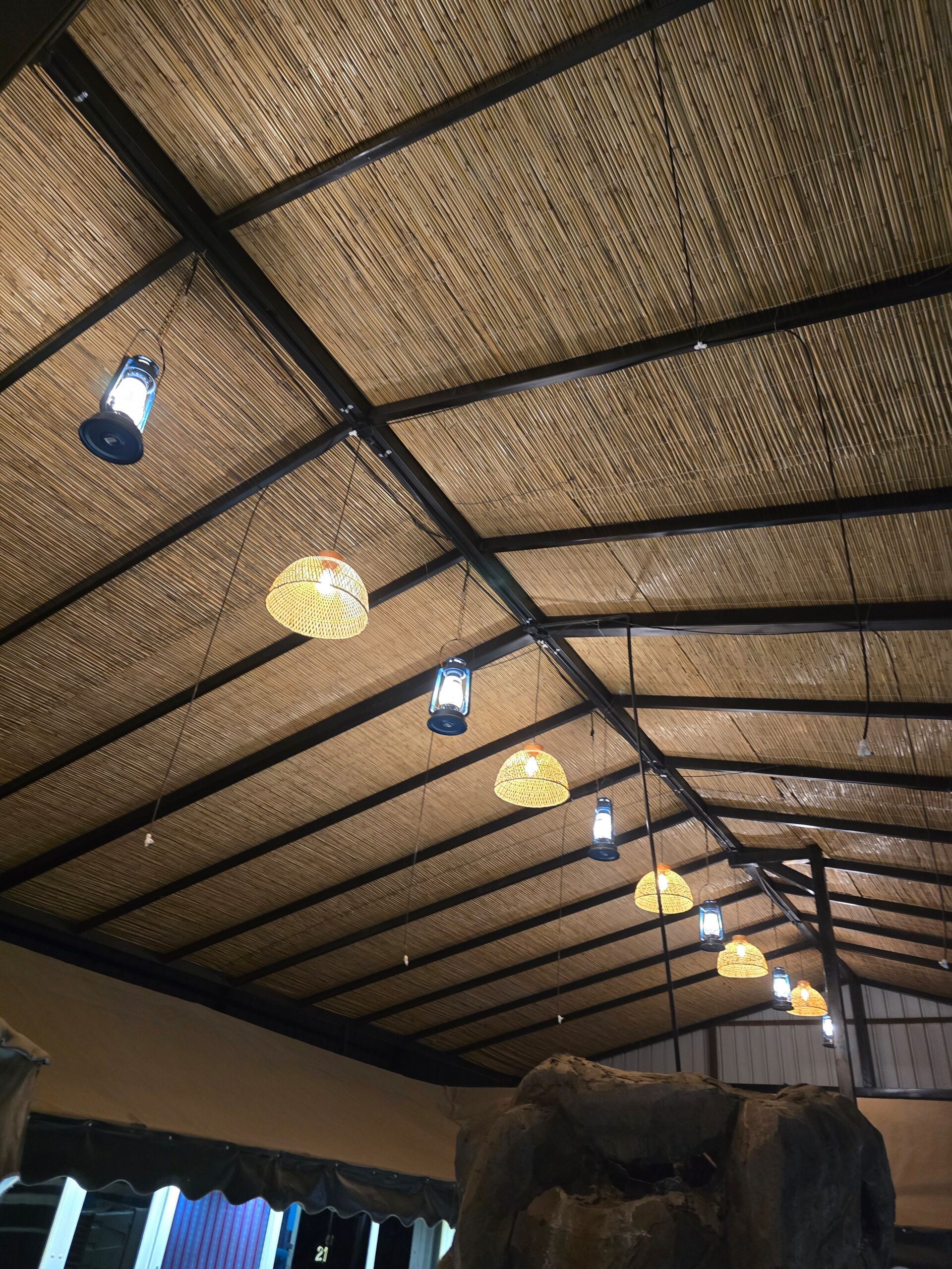 حداد مظلات وشواتر وسندواتش بنل مستودعت سندواتش بنل