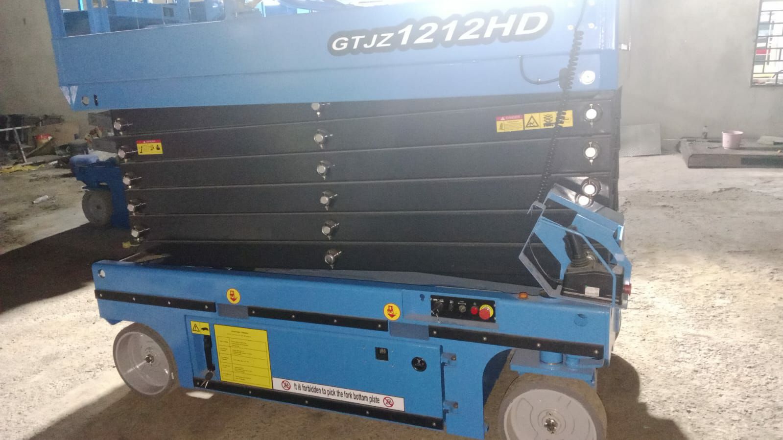 سقالات كهربائية للإيجار في جدة – جميع المقاسات