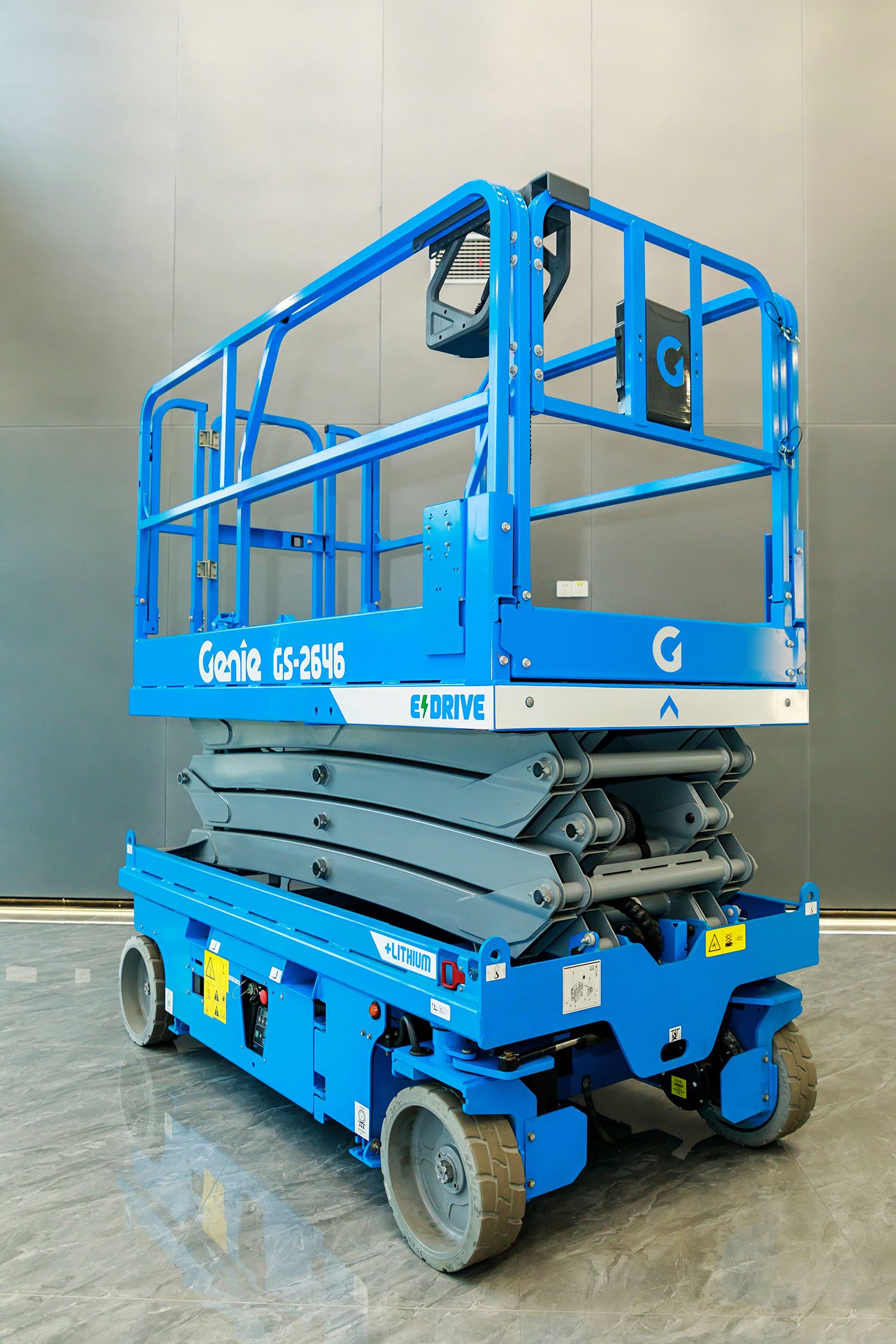 Scissor Lift rental Jeddah