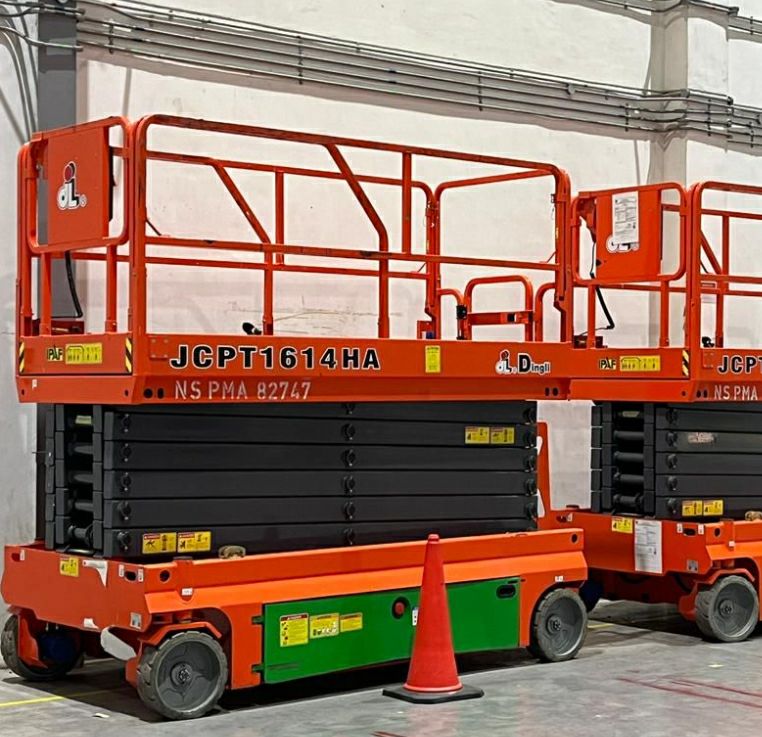 Manlift forklift scissor lift rental Jeddah