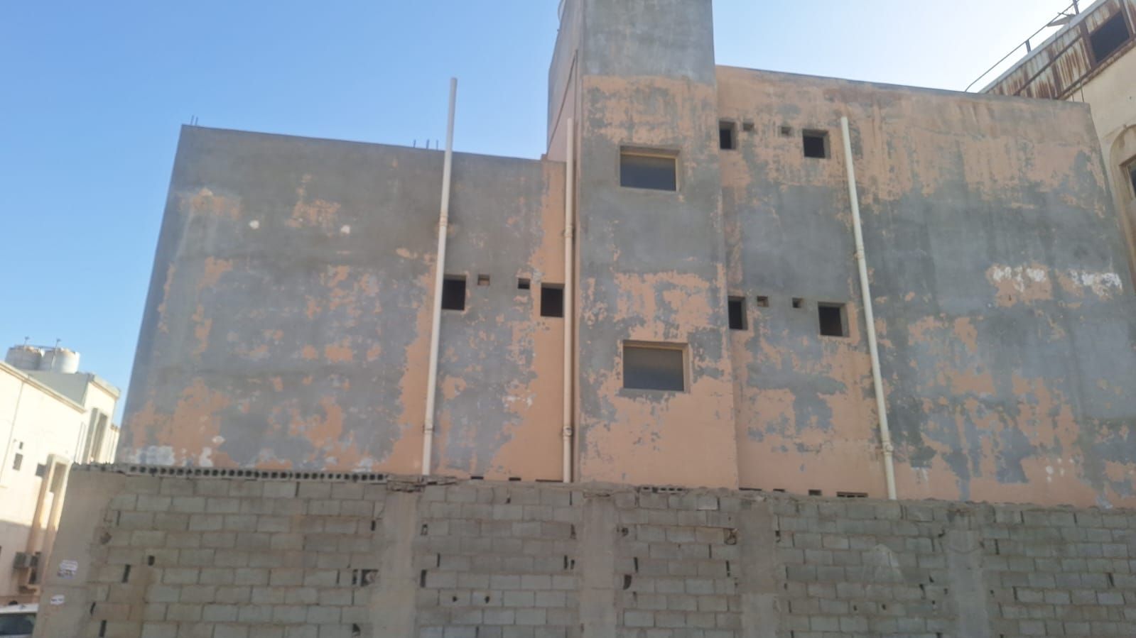 معلم الباكستاني شغل كمبريسر تكسيرجدران حفر قواعد خ