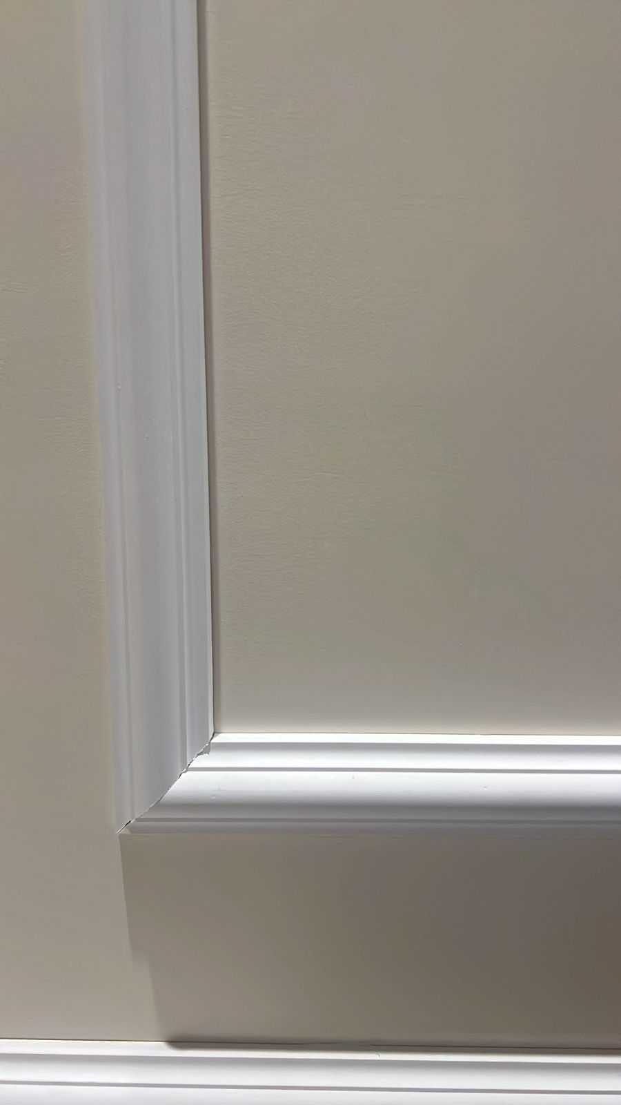 دهان بويا بويه وفني ديكورات عوازل