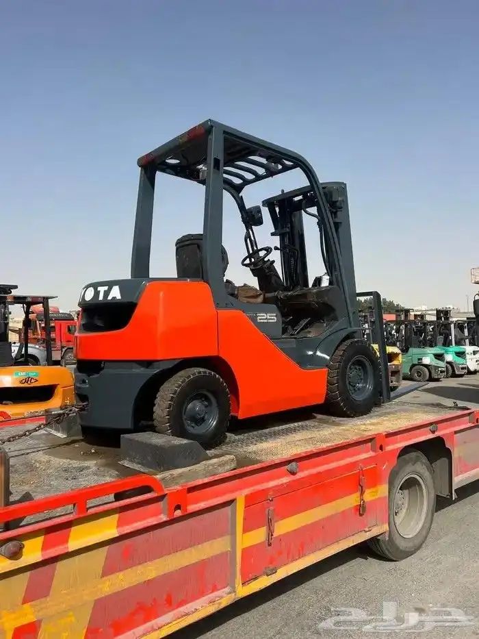 سيزر لفت و مانلفت و رافعات شوكية و كرينات للايجار